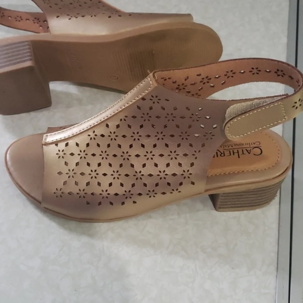 Girls Sandles Catherine Malandrino brand‎ Size 3